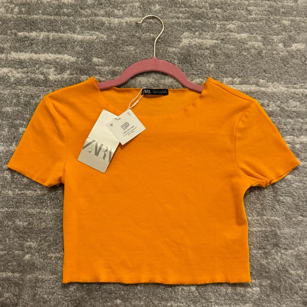 Zara Women's Vibrant Orange Short Sleeve Crop Top